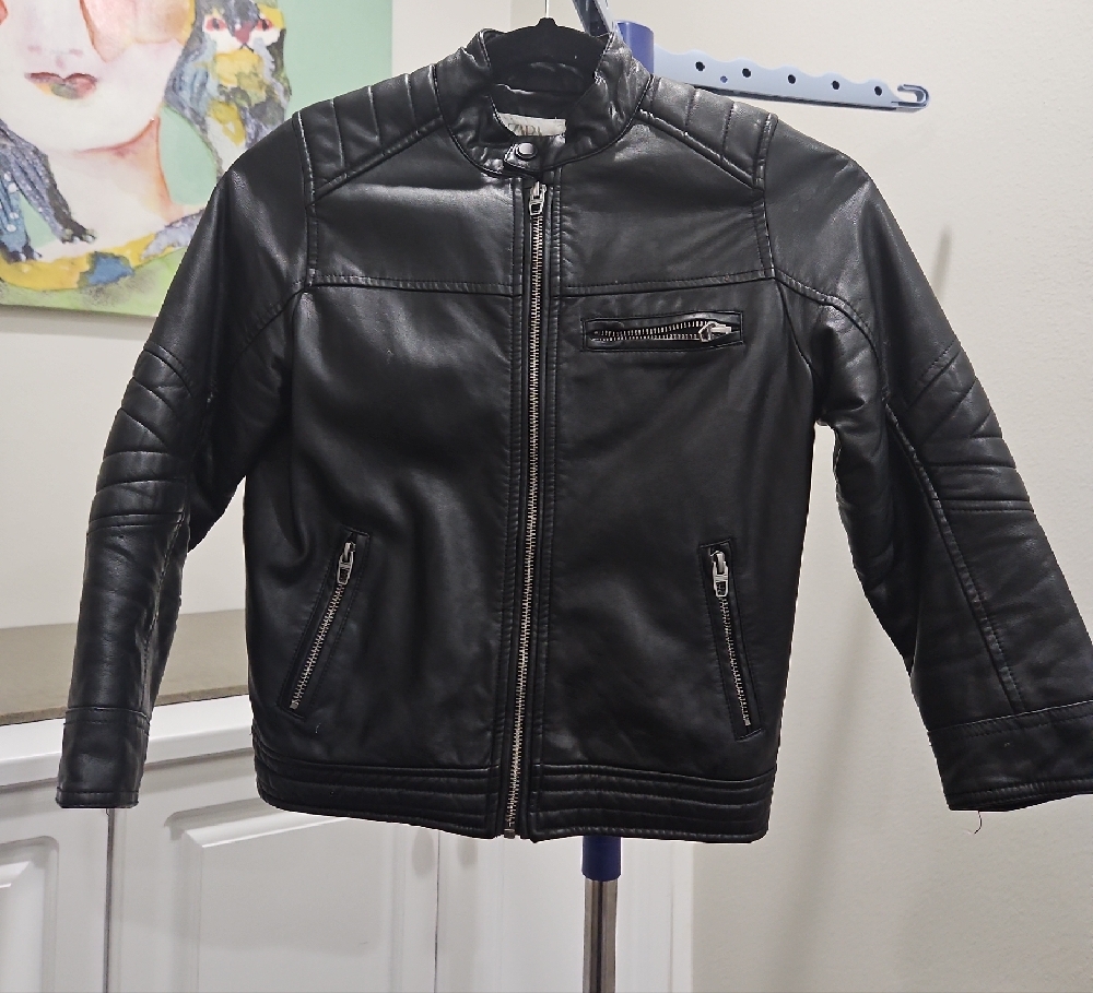 EUC Zara Black Bomber Jacket with Quilted Detailing